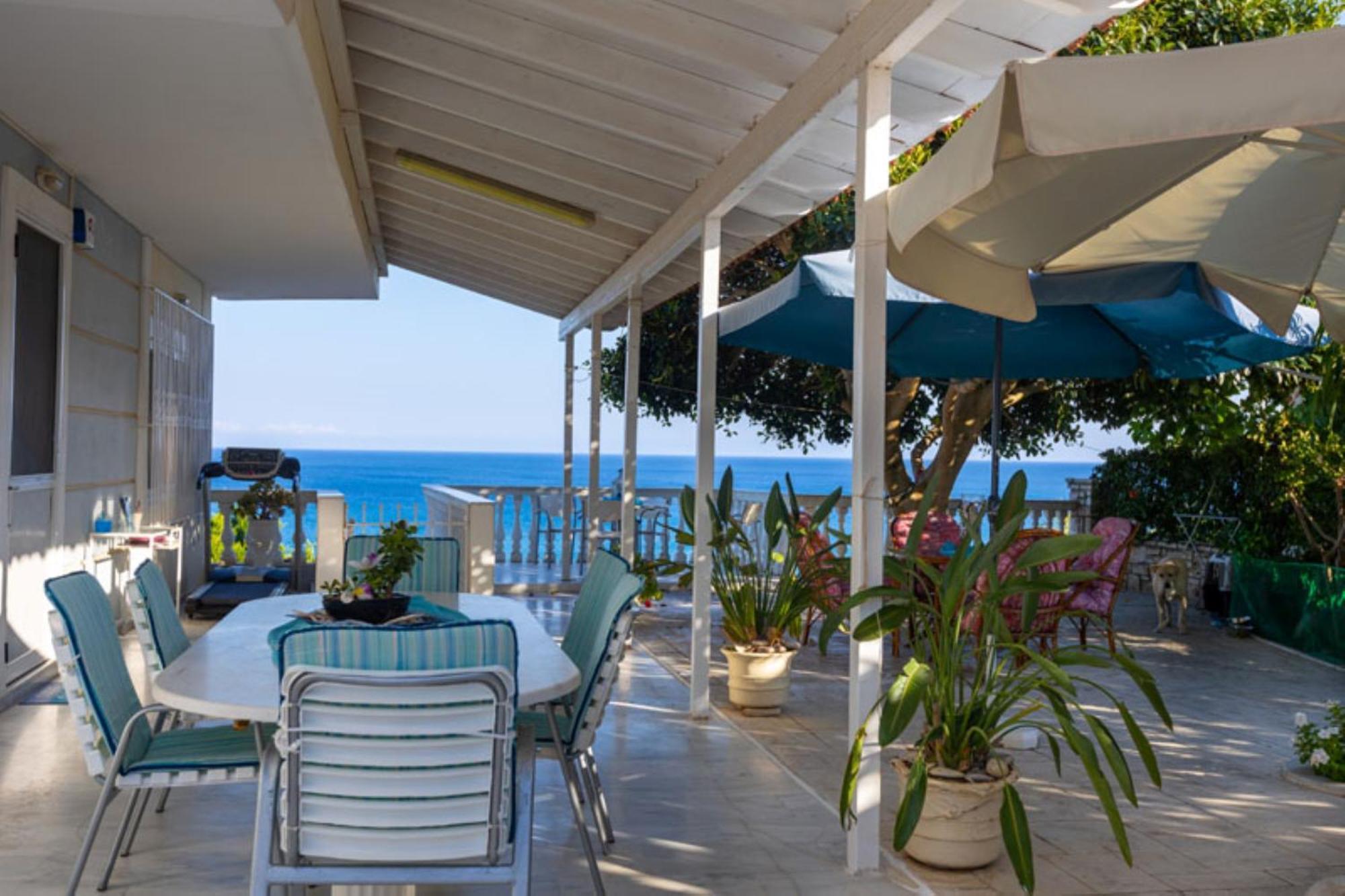 Pansion Koroni L'Antic Hotel Exterior photo